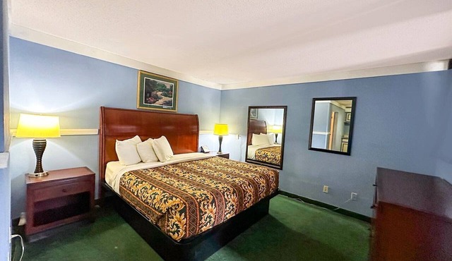 King Bed Non-Smoking