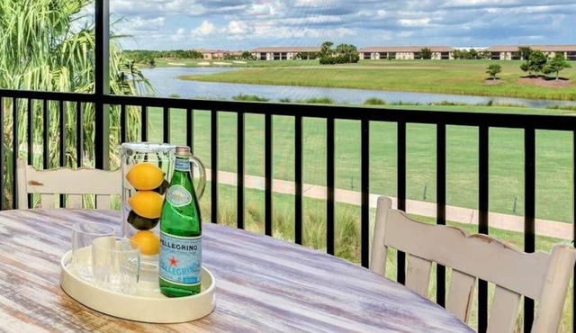 Lake & Golf Course Views - Gated community in Lakewood Ranch.