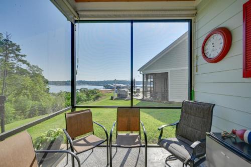 Lake Greenwood Getaway w/On-Site Boat Ramp!