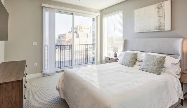Landing at Vanguard - 1 Bedroom in Newberry