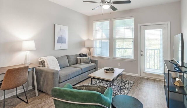 Landing | Beautiful 1BD, Clubhouse, Gym