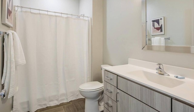 Landing | Beautiful 1BD, Gym