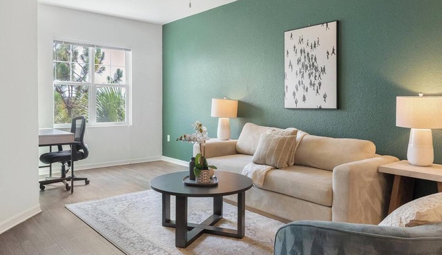Landing | Chic 1BD, Clubhouse, Game Room