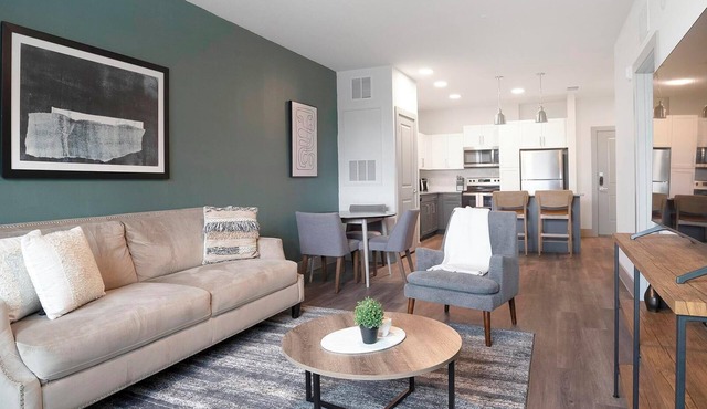 Landing | Chic 1BD, Gym, Courtyard