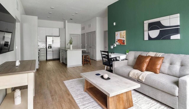 Landing | Chic 2BD, Gym, Clubhouse