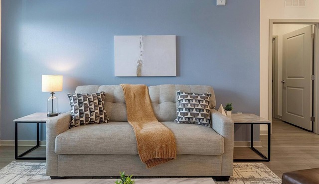 Landing | Modern 2BD, Gym, Clubhouse