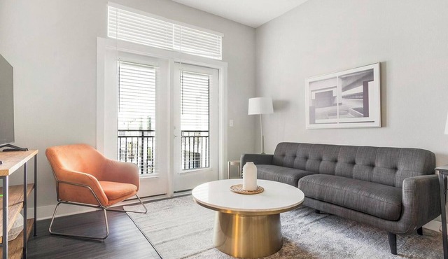 Landing | Spectacular 1BD, Gym, Pool