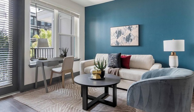 Landing | Spectacular 1BD, Rooftop Lounge