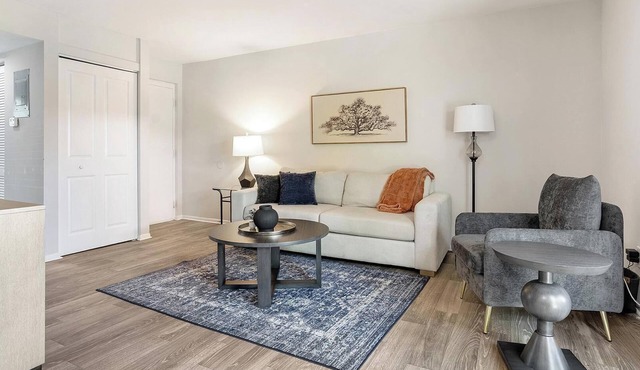 Landing | Spectacular 1BD, Gym