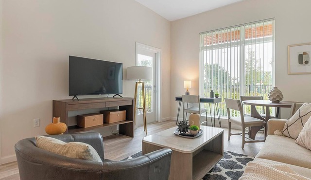 Landing | Spectacular 2BD, Pool, Game Room
