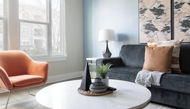 Landing | Spectacular 1BD, Gym