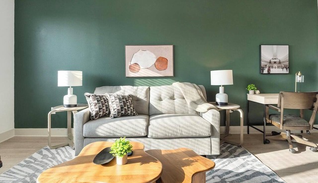 Landing | Stunning 1BD, Game Room, Pool