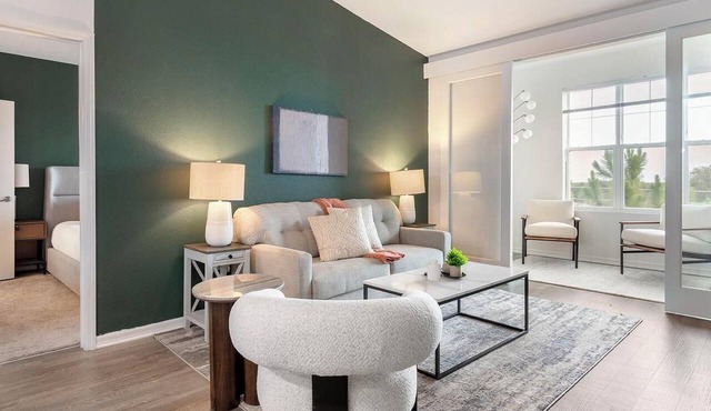 Landing | Stunning 2BD, Game Room, Clubhouse