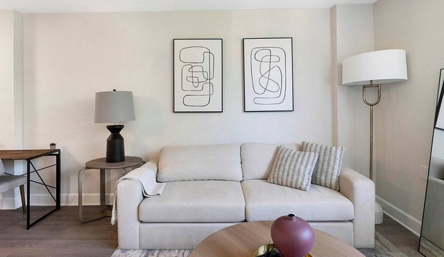 Landing | Stylish 1BD, Yoga Studio, Clubhouse