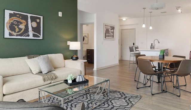Landing | Stylish 1BD, Gym, Clubhouse
