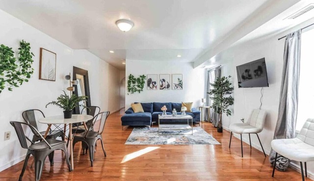 Large 3/2 in Spring Garden