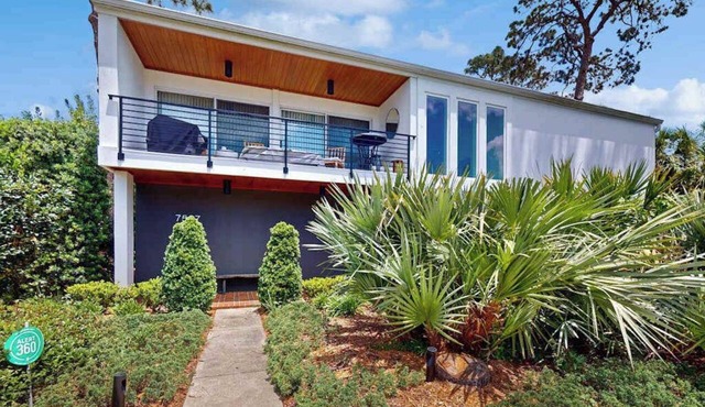 Luxe bay-view escape with private pool, kayak, grill, ice box, & all-new interior