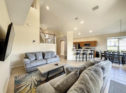 Luxury 6BD 3,5BA Pool Home in Windsor Palms Resort villa