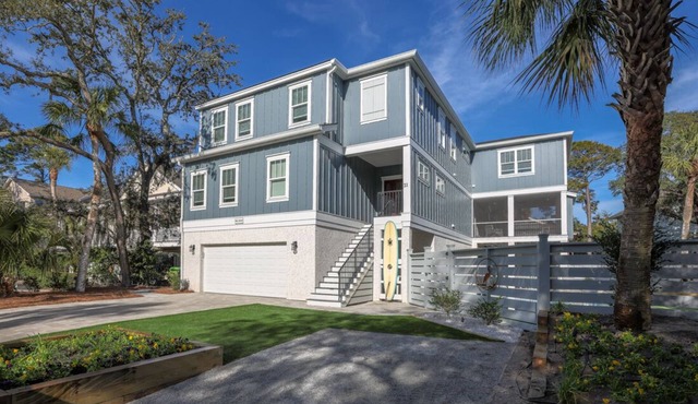 Luxury 7 BR, 3rd Row, Pool & Spa; Sept 5-12 week OPEN! Short Term Rental#069778