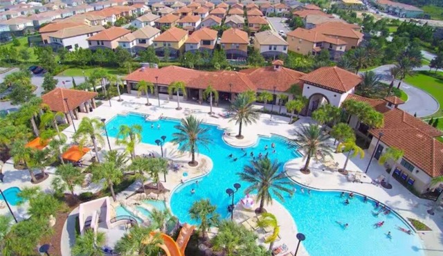 Luxury Family Villa in Solterra with Pool, Spa & Games Room Near Disney