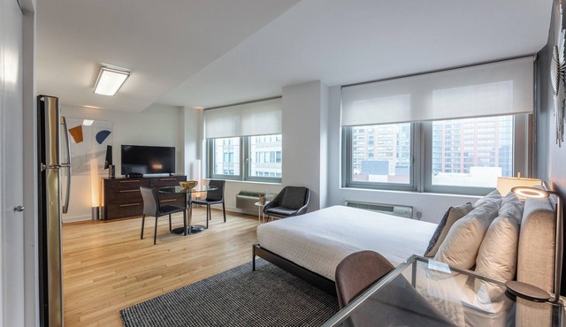 Modern Serviced Studio Apartment in Jersey City