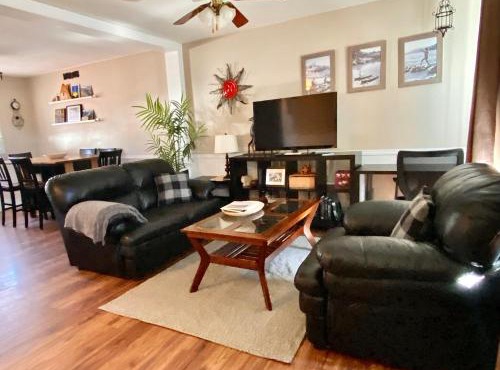 Mountain View Executive Suite in Grande Cache