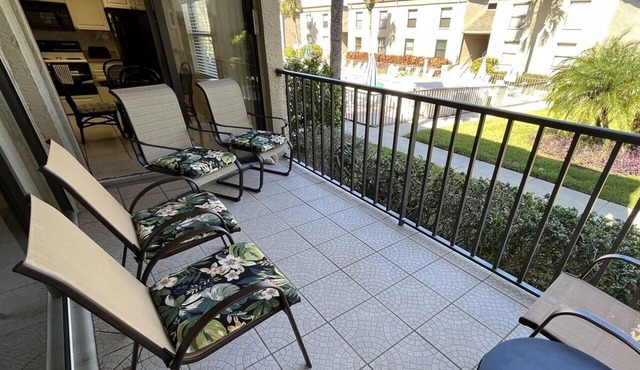 Near Beach! Sand Dollar at Sea Club #15-Garden view, great amenities