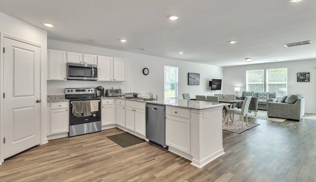 NEW! 5BR Retreat with Garage Parking