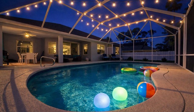 NEW Heated Pool Fire Pit Outdoor Oasis - Grill