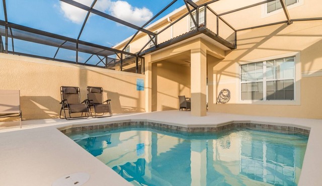 New Listing! Paradise Palms Resort, 6mi to Disney & 14mi to Universal - GRH438745