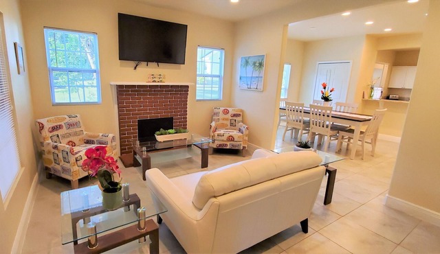 Newly Renovated FL Hideaway Near Attractions