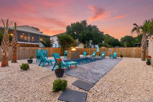 Oak Island Lux Cottage Fenced Yard & Heated Pool