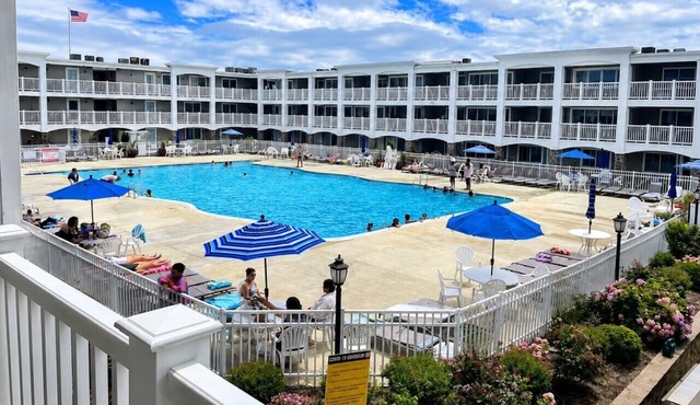 Ocean Club Getaway 2BR Parking WasherDryer