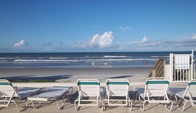 Ocean View 2BR 2BA, CANCELLATION! JULY 7-11, 3 Night Min, BBQ by the Pool, MORE!