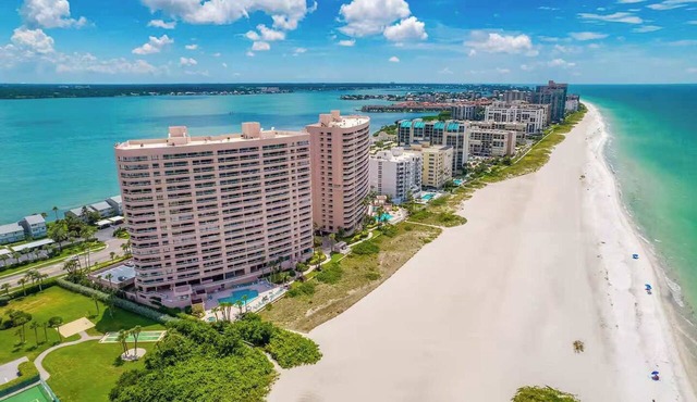 Oceanside Beach Treasure by Golden Coast Rentals
