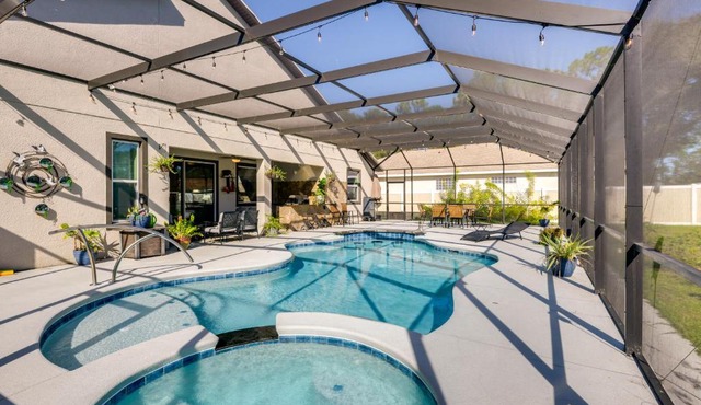 Palm Coast Paradise: Pool, Spa & Outdoor Kitchen