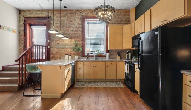Patio/Fire Pit | Downtown | Parking | King Bed