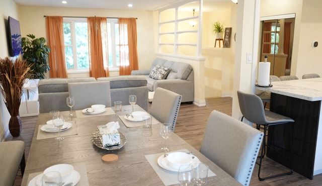 Peaceful Kitchener Getaway 5BR Home w/BBQ & Modern Kitchen
