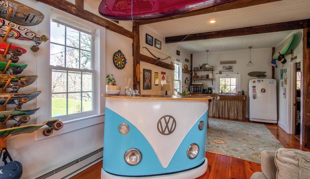 Ping-Pong & Fire Pit! Renovated Marshfield Cottage