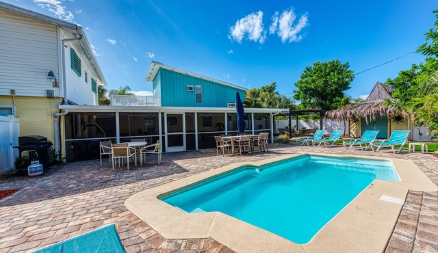Private Heated Pool & Game Room & Steps from the Beach