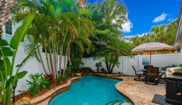Private heated salt pool and only 210 steps from the Beach!