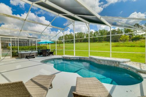 Private Pool & Hot Tub: Modern Davenport Home!