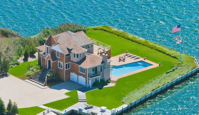 Private Waterfront Home, Spectacular Inlet Views