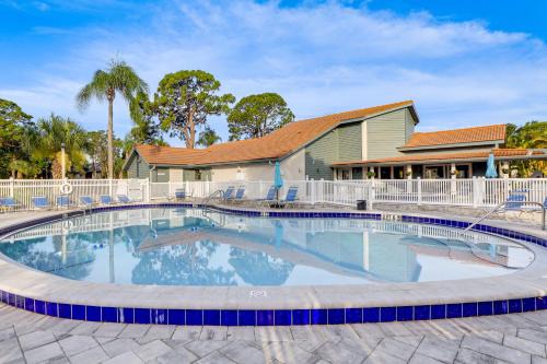 Resort Condo Near Anna Maria Island & IMG Academy