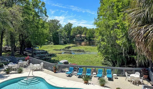 River Retreat cozy 1 bedroom studio apartment