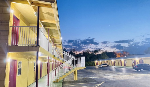 Royal Inn