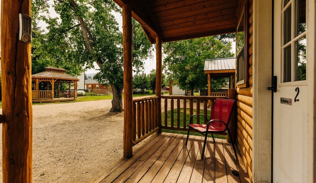 Rustic Ridge Cabins, Charming Retreat (3 Options!)