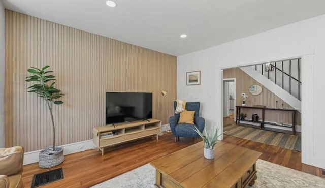 Spacious Central Berkshires Home for Groups