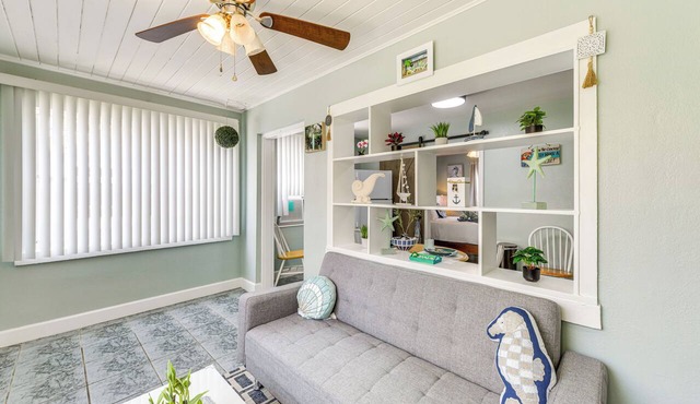 St Pete Beach Apartment | Near Corey Ave & Beaches