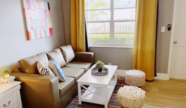 Studio Beach Haven Kitchen | Pool | Parking